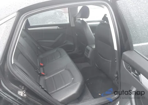 2012 Volkswagen Passat 2.5L Se из США, поврежденный, VIN 1VWBH7A38CC080232